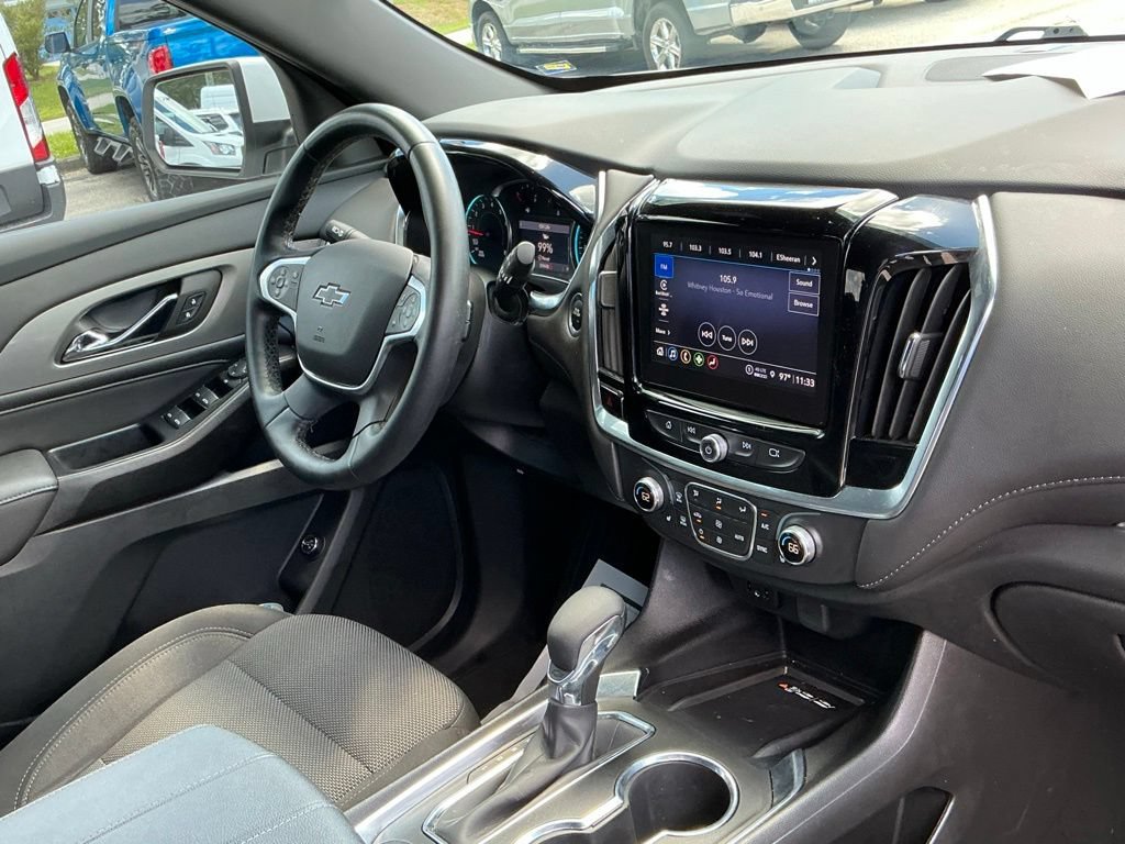 Used 2023 Chevrolet Traverse LT FWD image 21