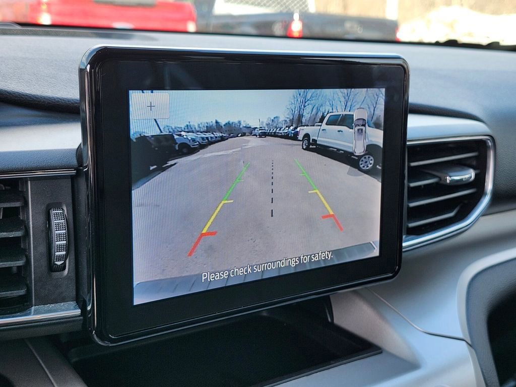 Certified 2023 Ford Explorer XLT w/ Equipment Group 202A image 22