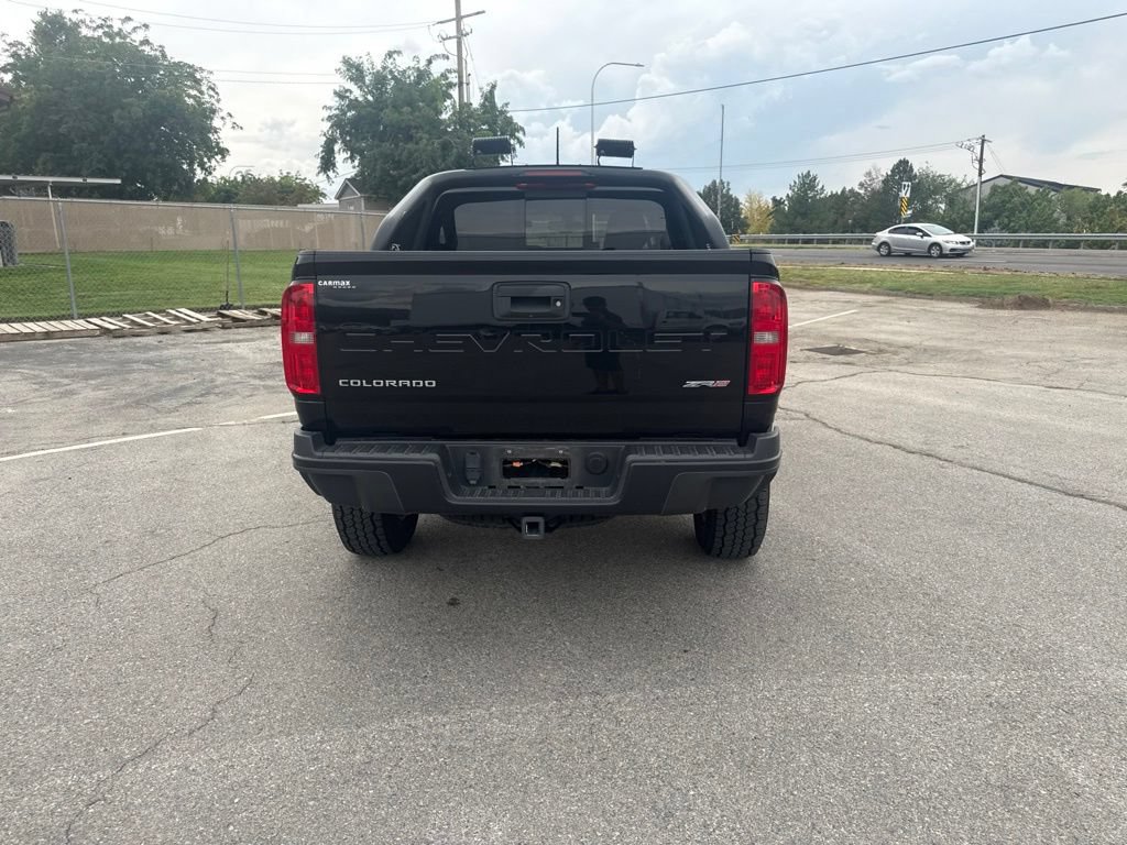 Used 2022 Chevrolet Colorado ZR2 w/ ZR2 Midnight Special Edition AWD/4WD image 8
