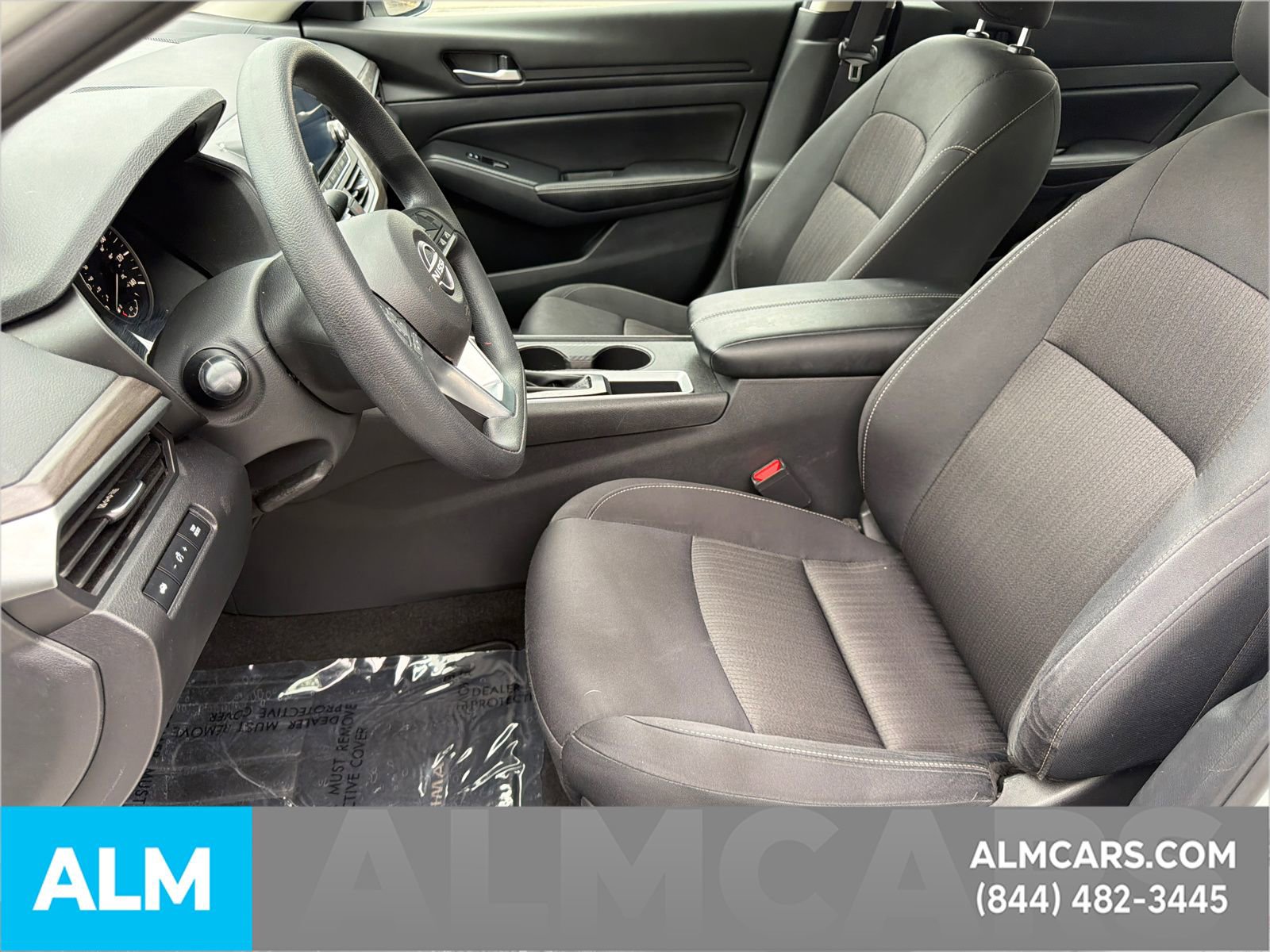 Used 2025 Nissan Altima 2.5 SV FWD image 10