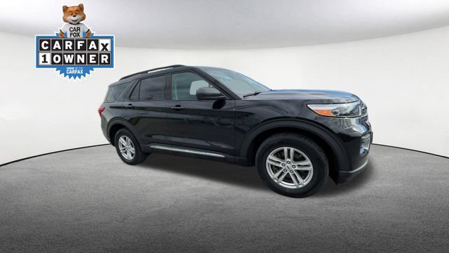 Certified 2023 Ford Explorer XLT AWD/4WD image 2