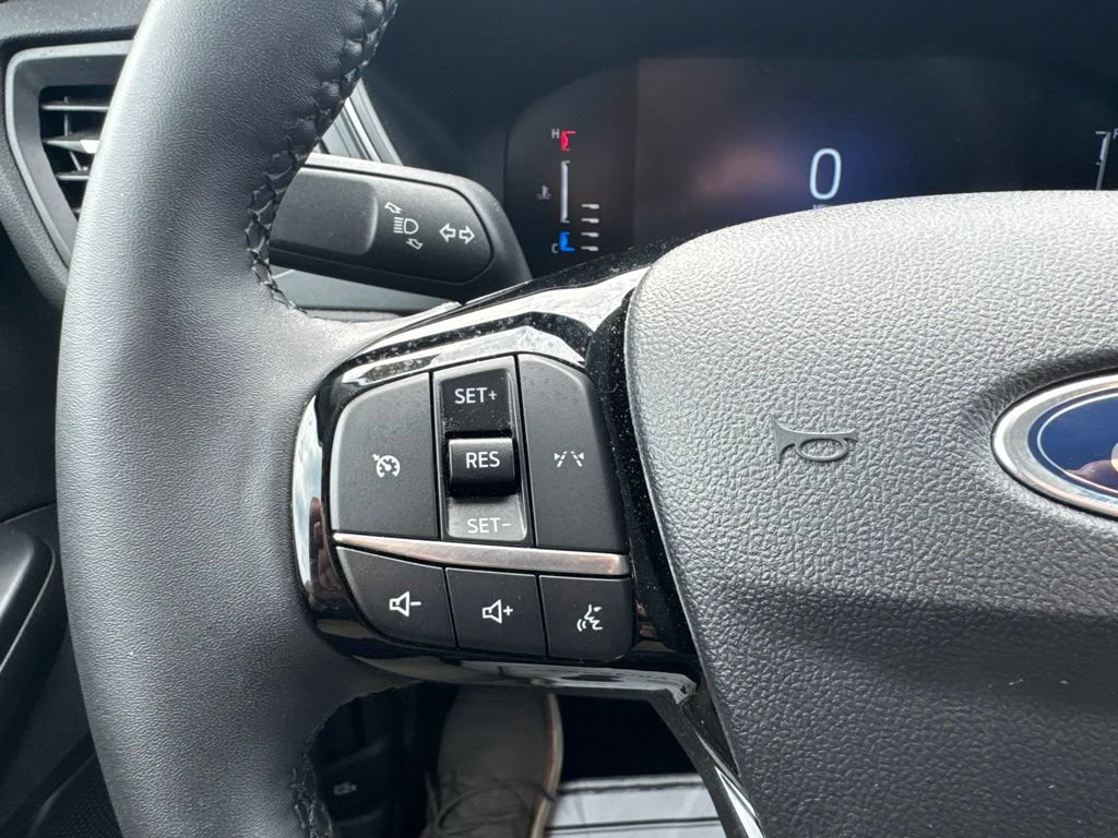 Certified 2024 Ford Escape Active AWD/4WD image 18