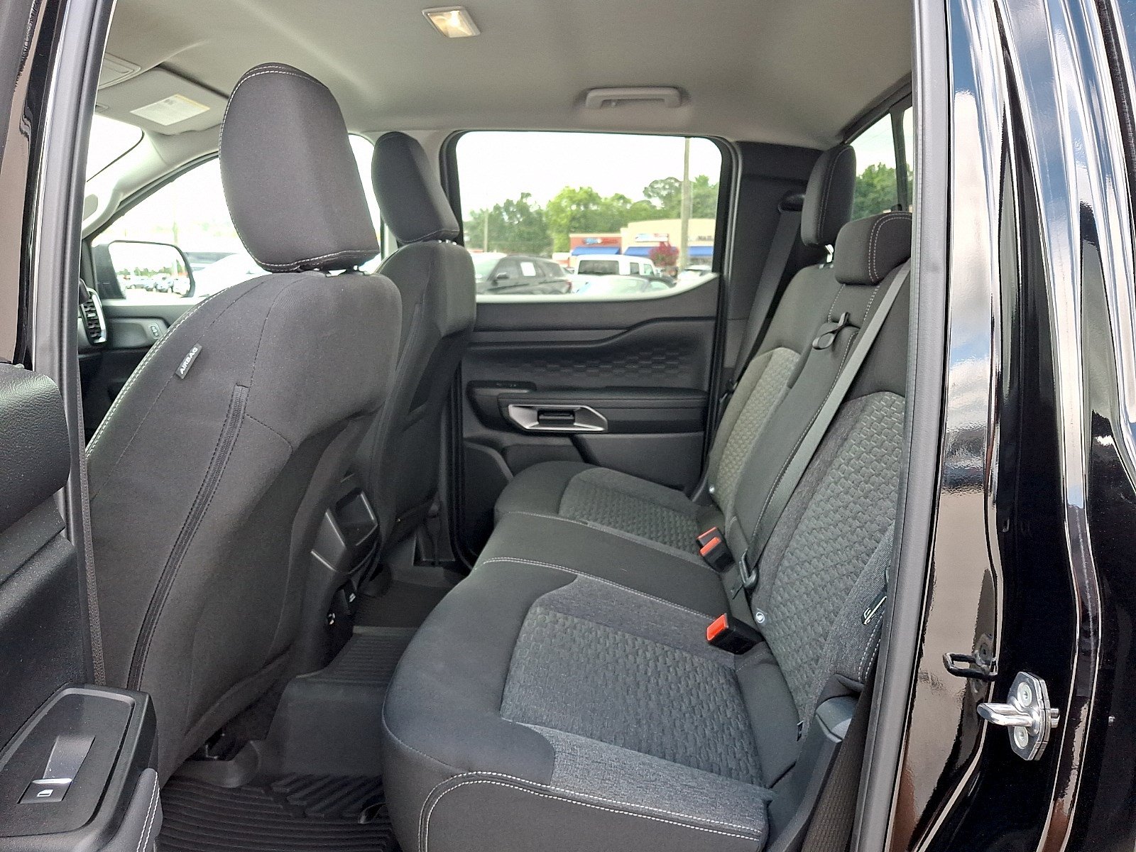 Certified 2024 Ford Ranger XLT w/ Technology Package AWD/4WD image 9