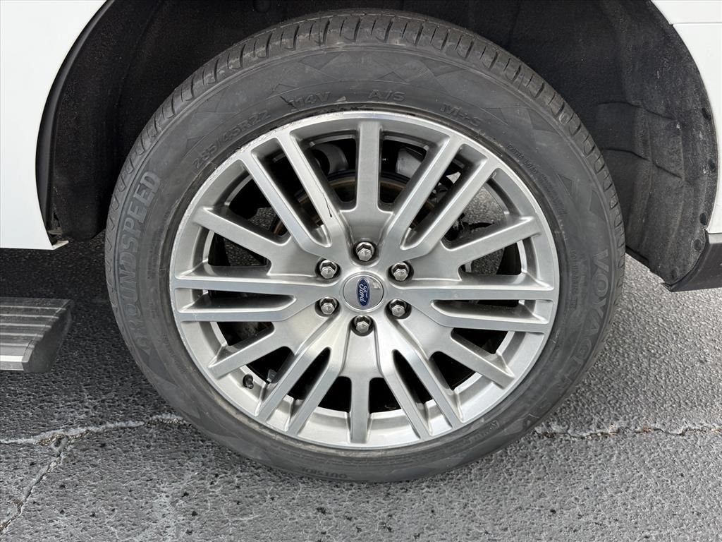 Certified 2024 Ford Expedition Limited AWD/4WD image 15