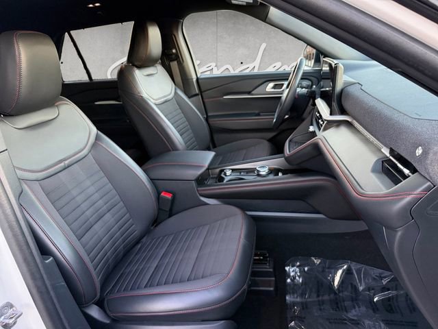 Certified 2025 Ford Explorer ST-Line w/ Premium Package image 24