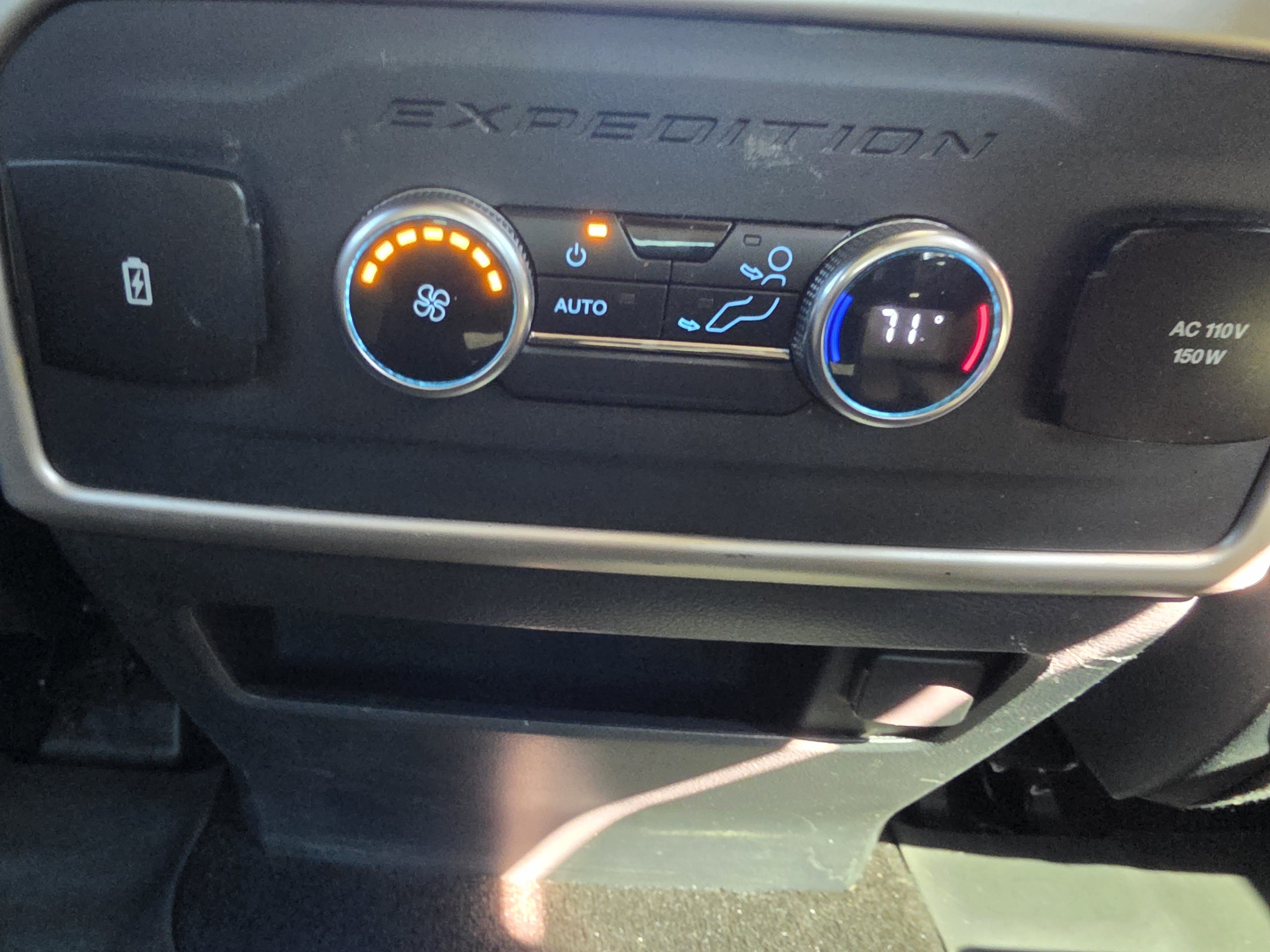 Certified 2022 Ford Expedition XLT RWD image 21