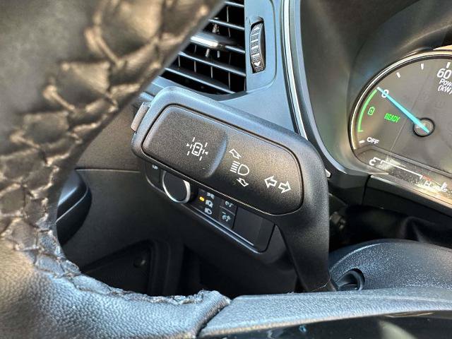 Certified 2022 Ford Escape SE w/ Cold Weather Package FWD image 13