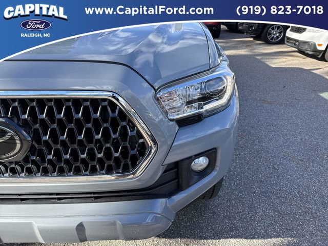 Used 2019 Toyota Tacoma TRD Sport image 11