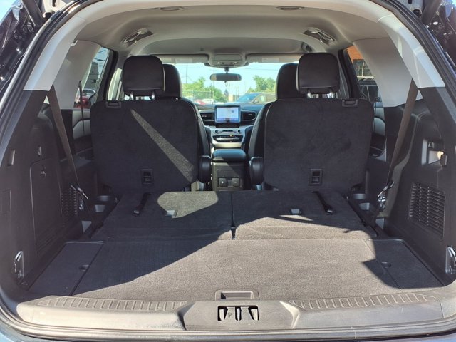 Certified 2024 Ford Explorer XLT w/ Equipment Group 202A AWD/4WD image 22