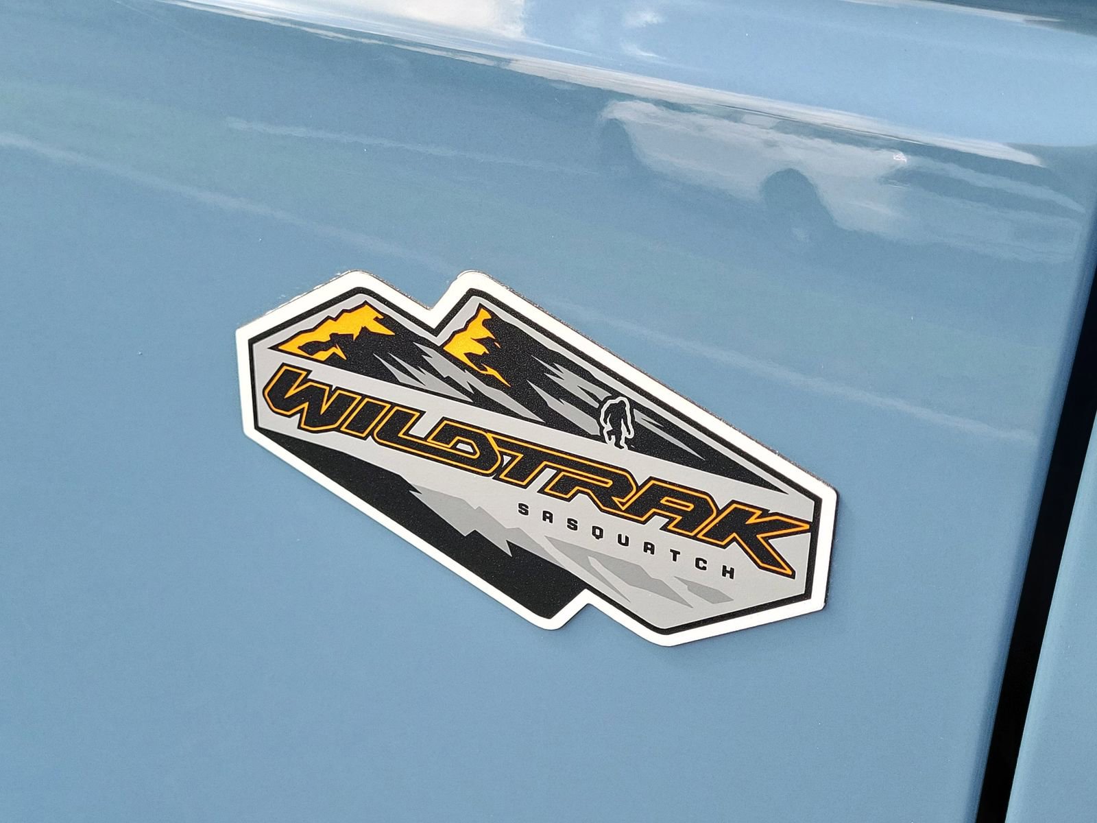 Certified 2023 Ford Bronco Wildtrak AWD/4WD image 8