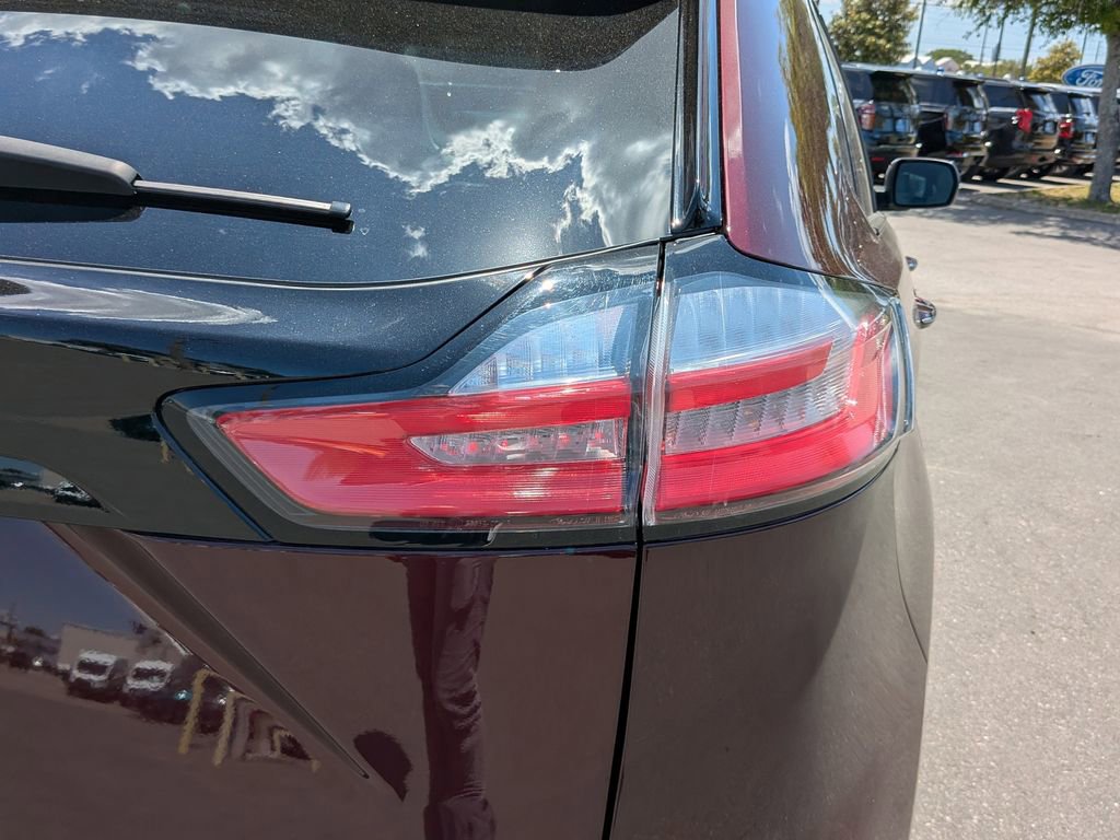 Certified 2021 Ford Edge Titanium FWD image 12