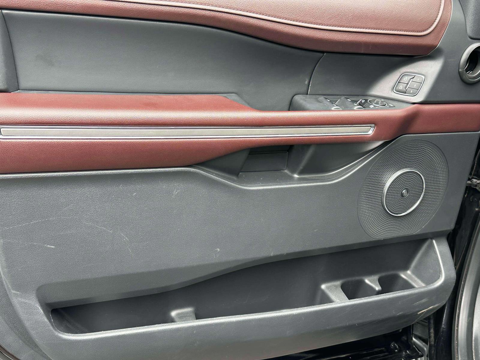 Certified 2023 Ford Expedition Limited image 19