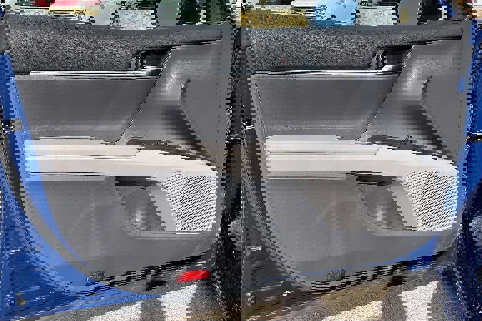 Used 2024 Toyota Camry SE image 21