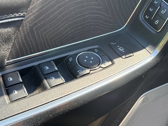 Certified 2025 Ford F350 Platinum AWD/4WD image 28