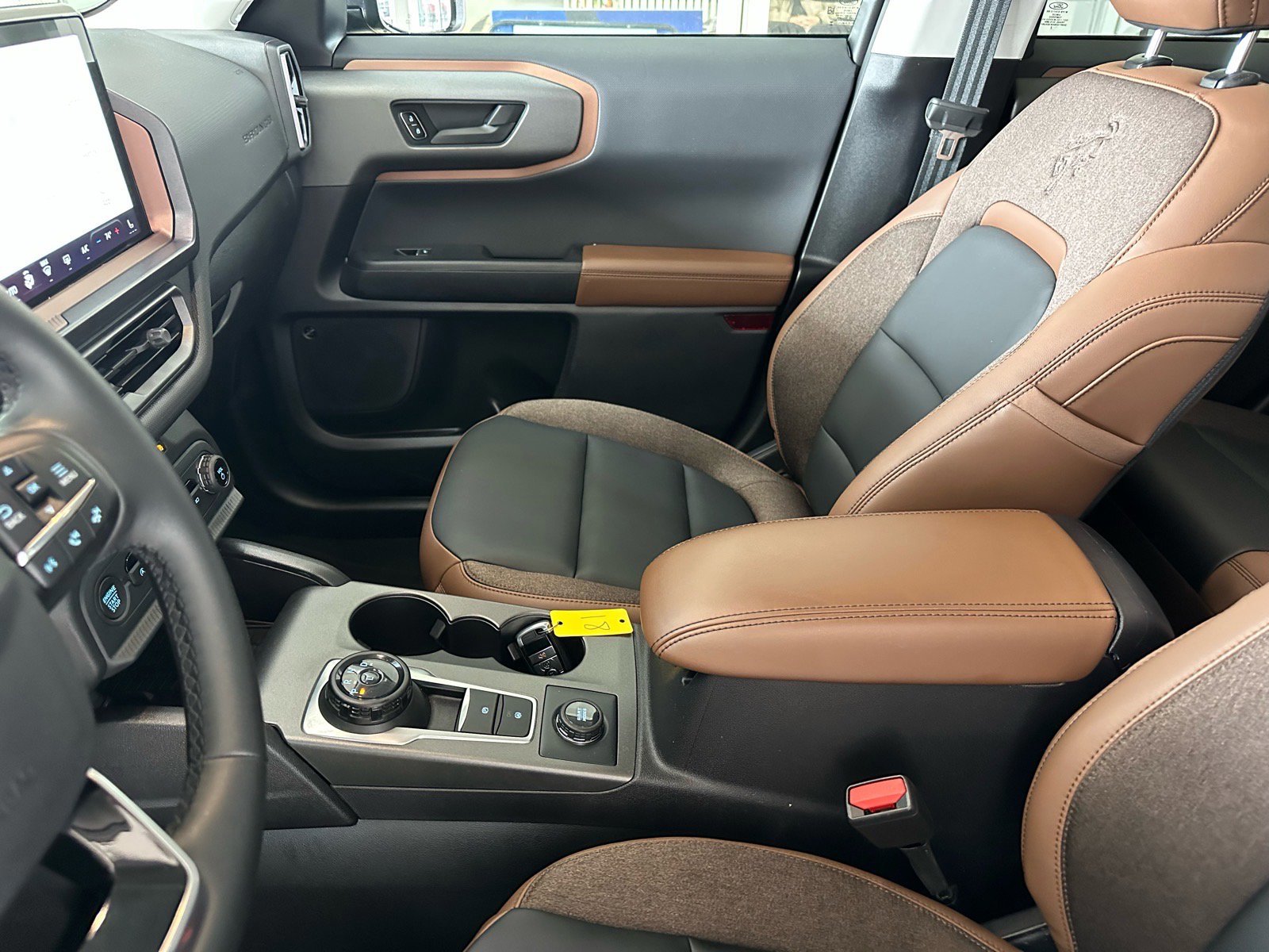 Certified 2025 Ford Bronco Sport Outer Banks w/ Outer Banks Tech Package+ image 23