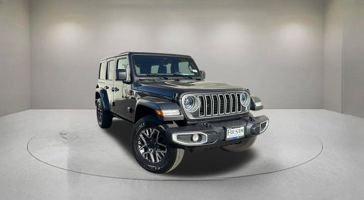 Used 2026 Jeep Wrangler Unlimited Sahara AWD/4WD image 1