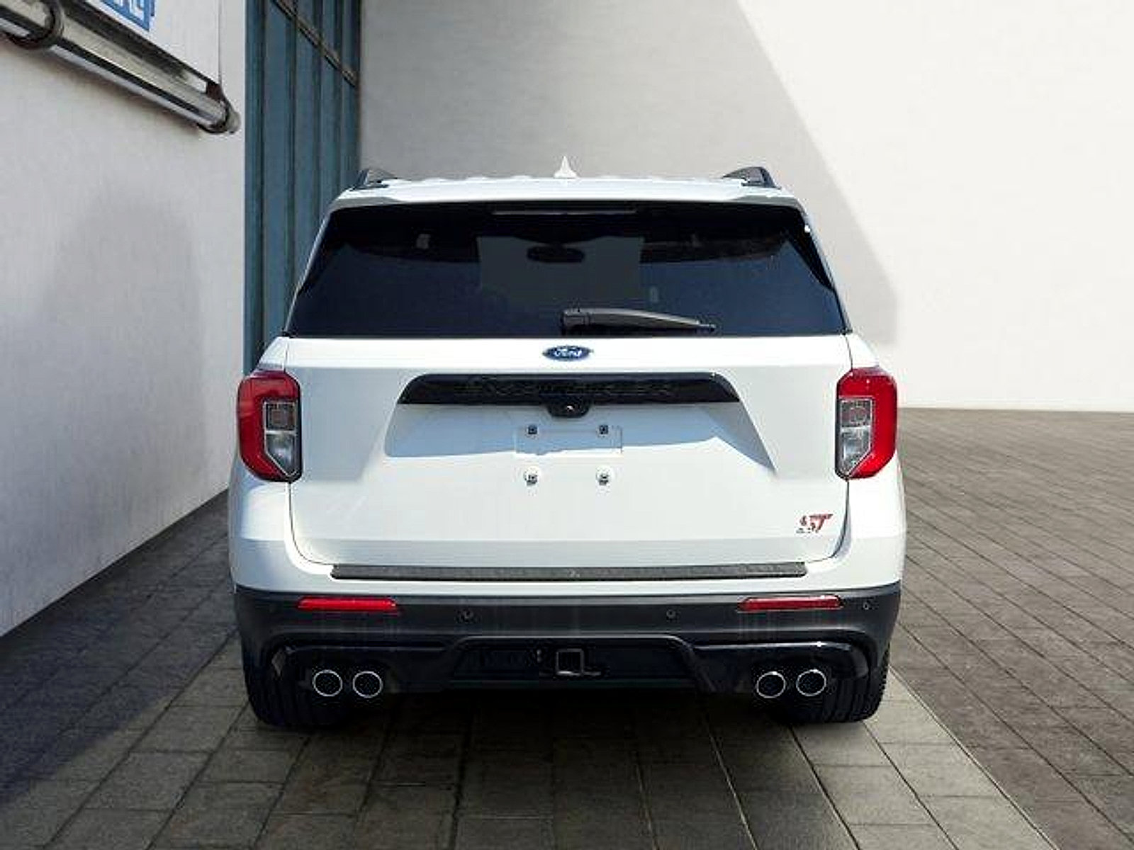 Certified 2023 Ford Explorer ST w/ Equipment Group 401A AWD/4WD image 4