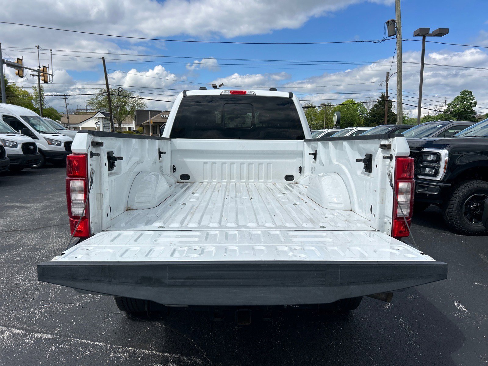 Certified 2022 Ford F350 Lariat w/ Lariat Value Package AWD/4WD image 15