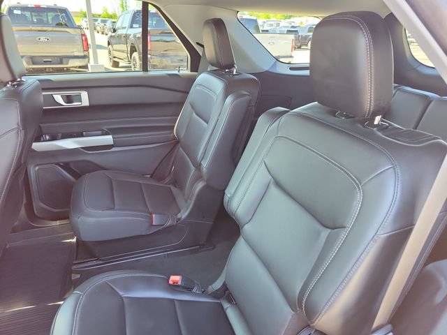 Certified 2024 Ford Explorer XLT w/ Equipment Group 202A AWD/4WD image 23