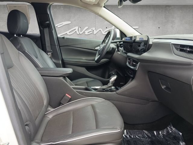 Used 2024 Buick Encore GX Avenir w/ Avenir Convenience Package FWD image 25
