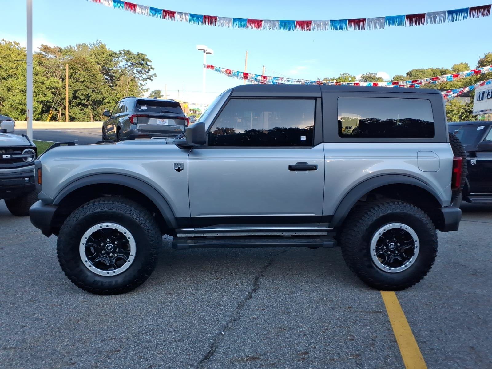 Certified 2023 Ford Bronco Big Bend w/ Sasquatch Package AWD/4WD image 5