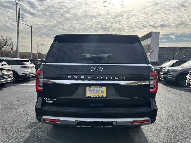 Certified 2022 Ford Expedition Limited image 4