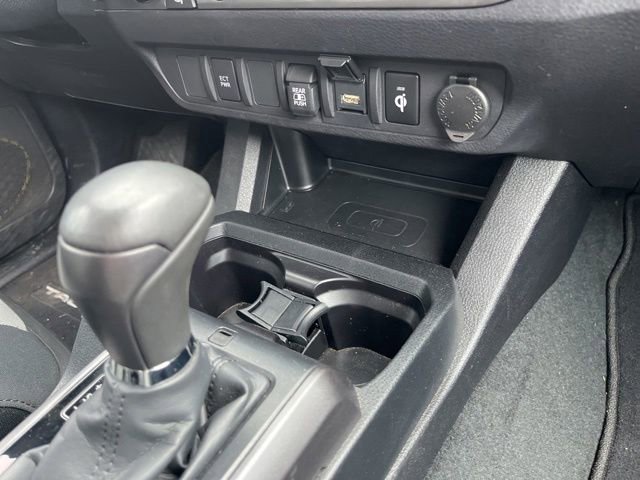 Used 2023 Toyota Tacoma TRD Sport w/ Black Out Package (TMS) AWD/4WD image 34