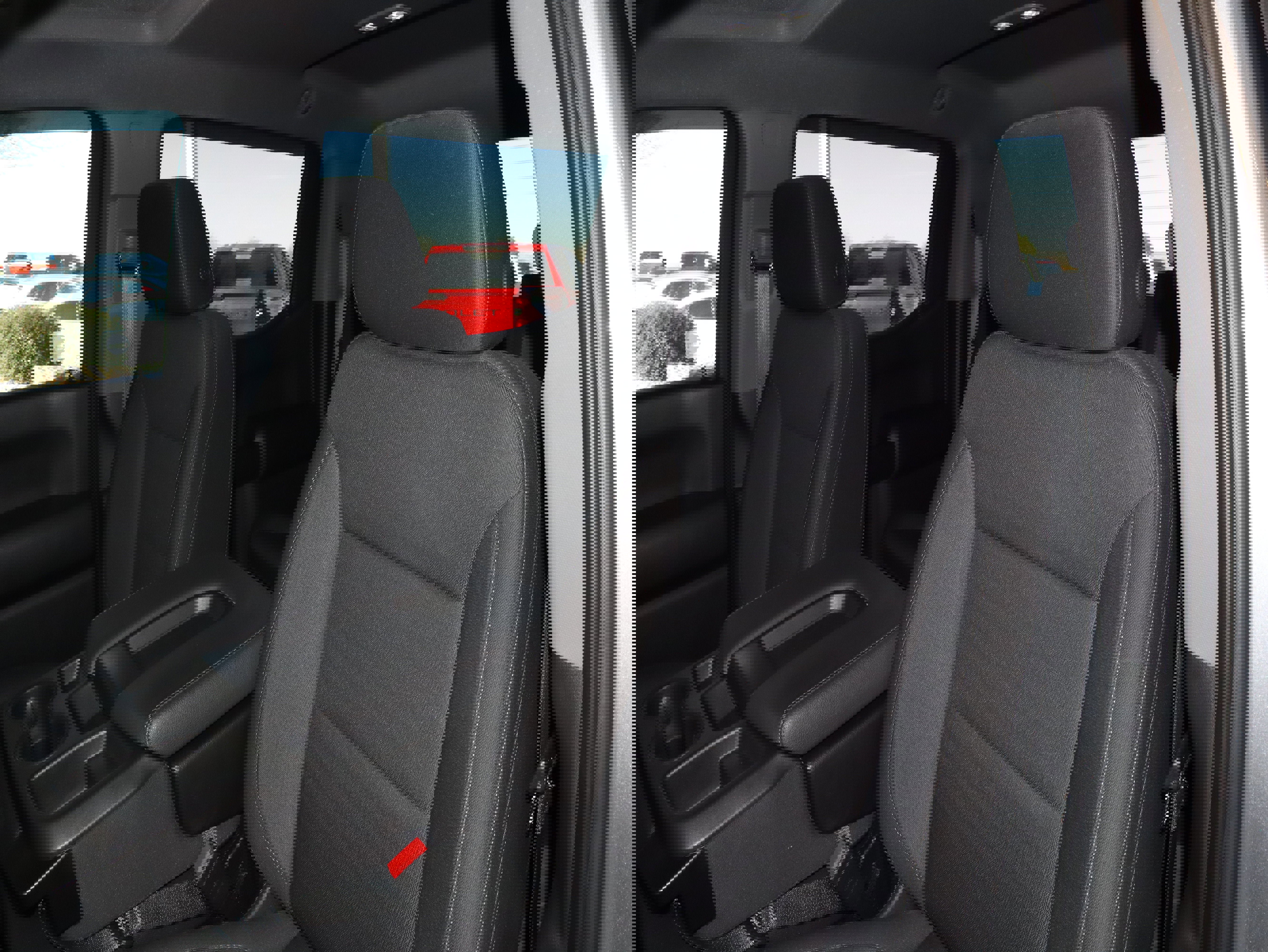 Used 2023 Chevrolet Silverado 1500 Custom Trail Boss w/ LPO, Dark Essentials Package image 35