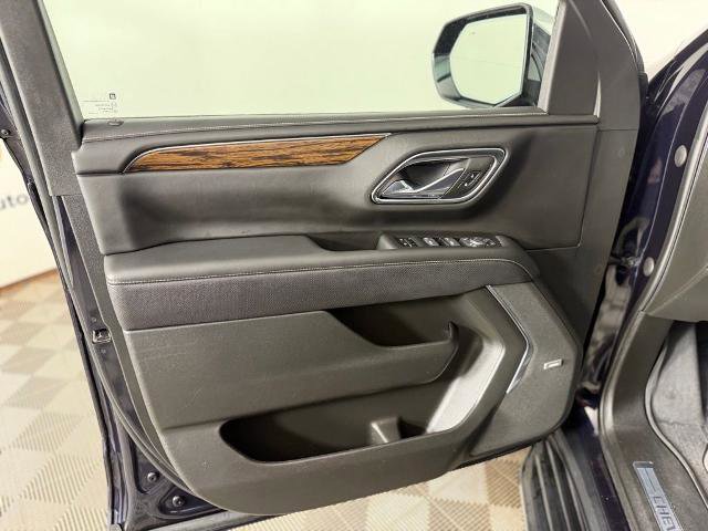 Used 2023 Chevrolet Tahoe Premier AWD/4WD image 12