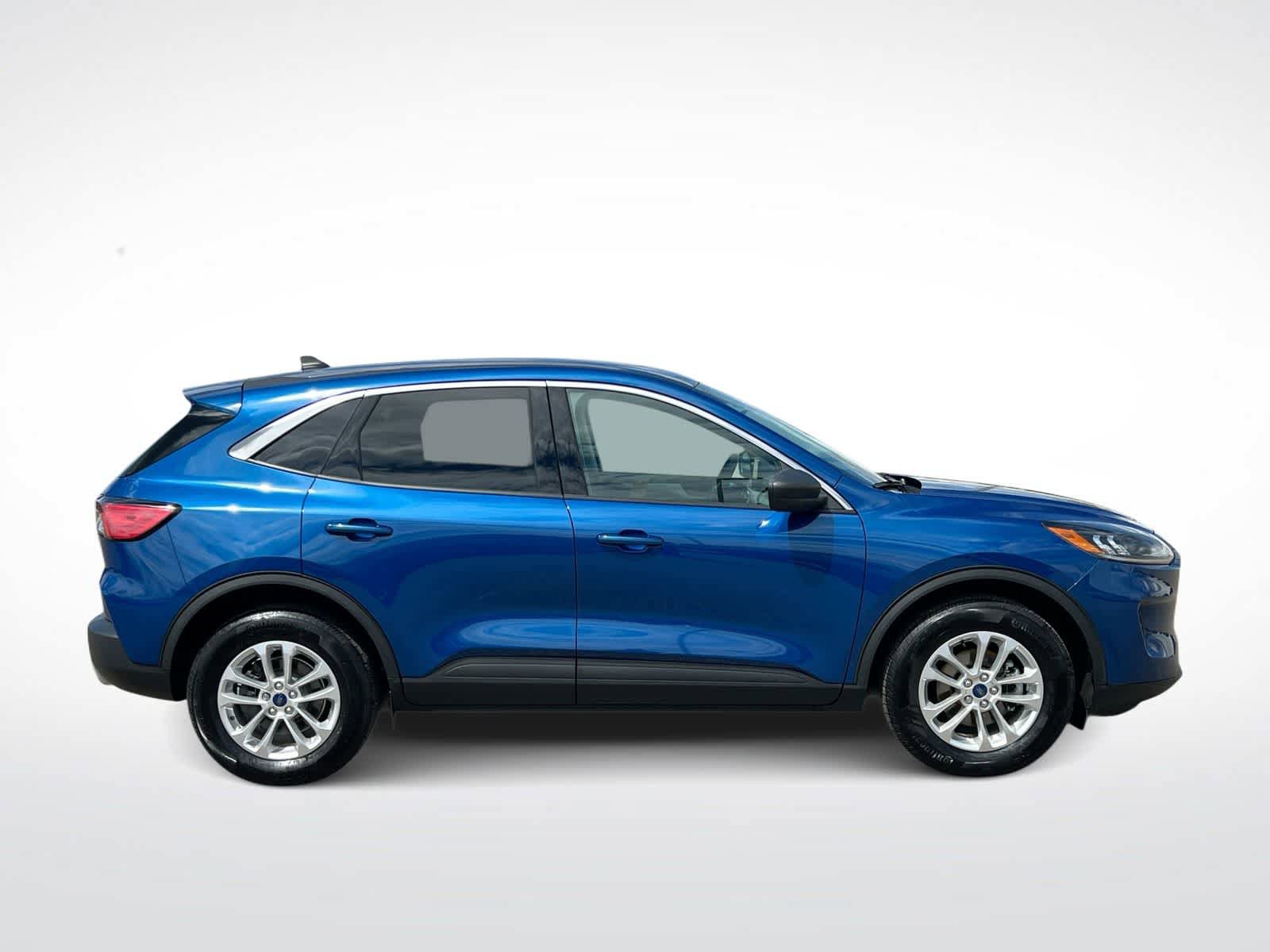 Certified 2022 Ford Escape SE w/ Convenience Package AWD/4WD image 9