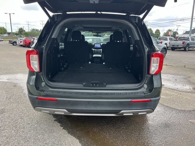 Certified 2022 Ford Explorer XLT w/ Equipment Group 202A RWD image 16