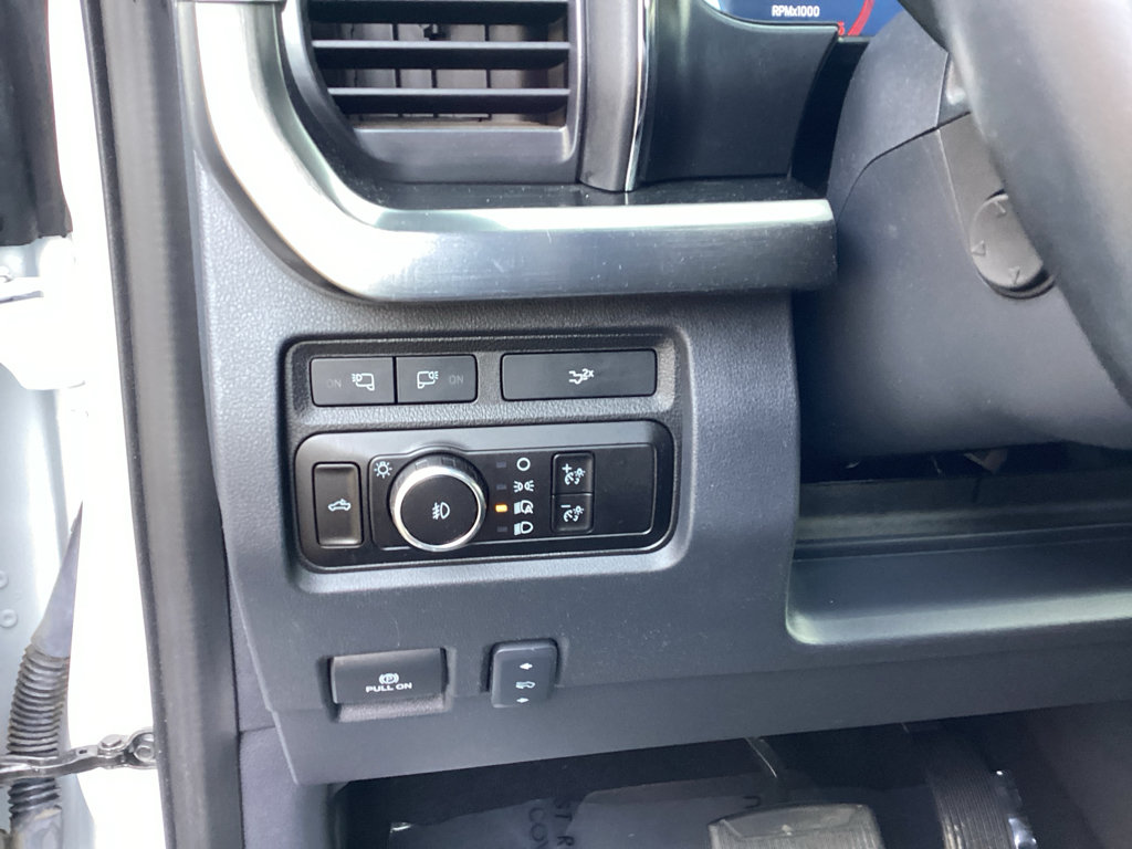 Certified 2023 Ford F350 Lariat w/ Sport Appearance Package AWD/4WD image 25