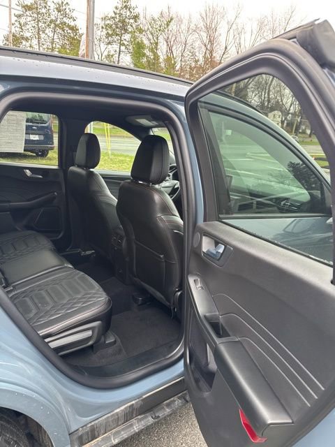 Certified 2023 Ford Escape ST-Line Elite w/ Premium Technology Package AWD/4WD image 21