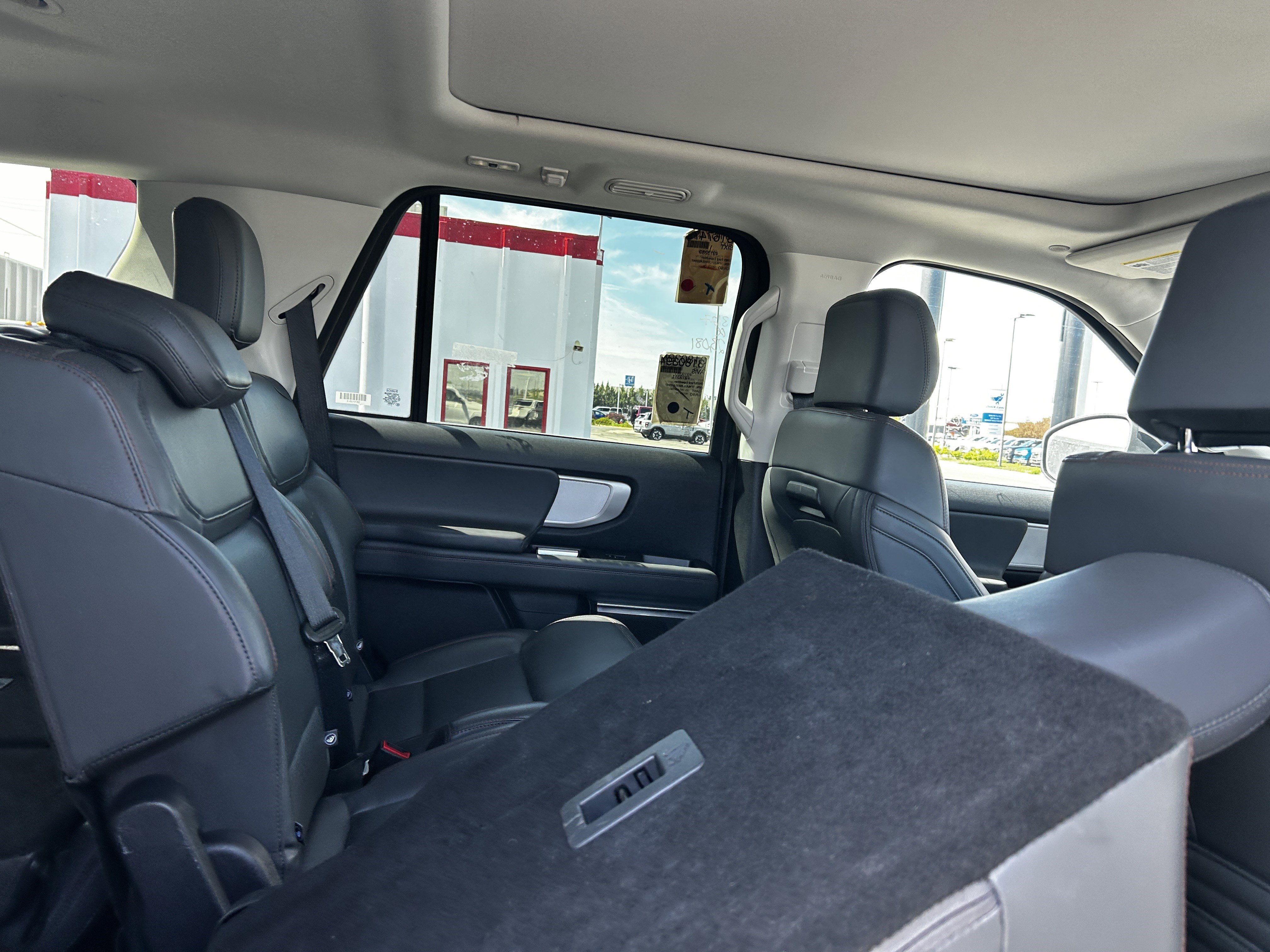 Certified 2025 Ford Expedition Active AWD/4WD image 12