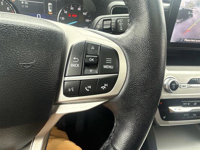 Certified 2022 Ford Explorer XLT w/ Equipment Group 202A image 27
