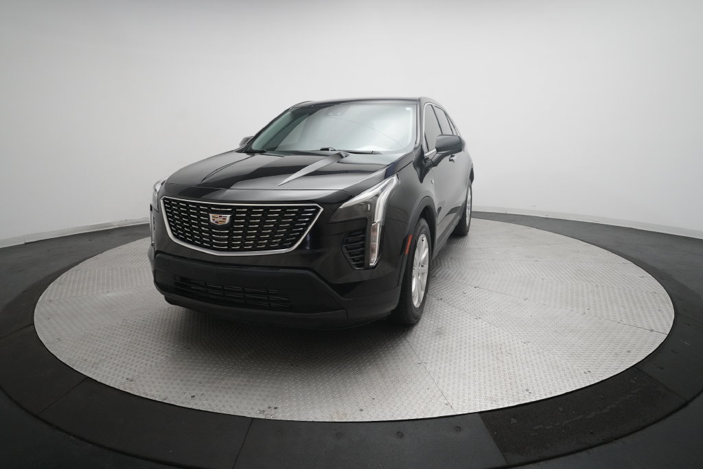 Used 2022 Cadillac XT4 Luxury w/ Cold Weather Package AWD/4WD image 12