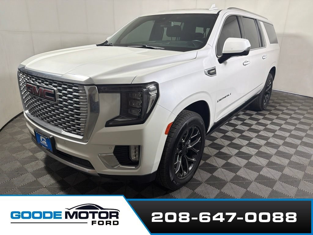 Used 2023 GMC Yukon XL Denali w/ Max Trailering Package AWD/4WD image 4