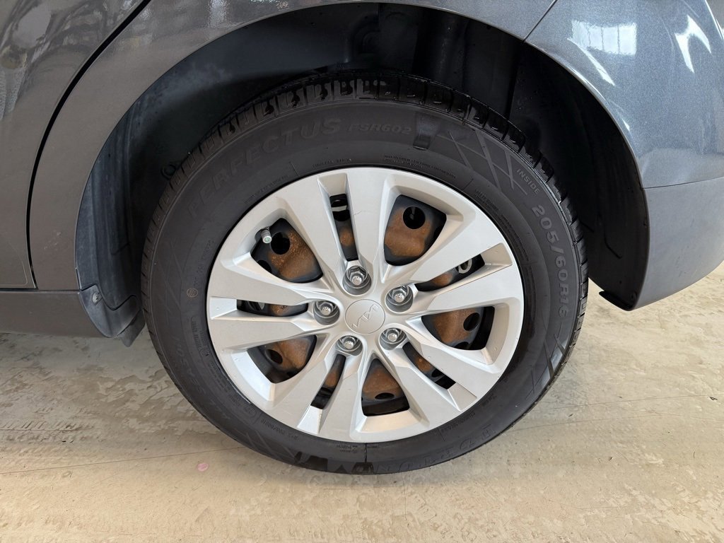 Used 2022 Kia Soul LX image 10