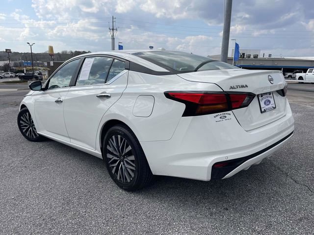 Used 2025 Nissan Altima 2.5 SV image 3