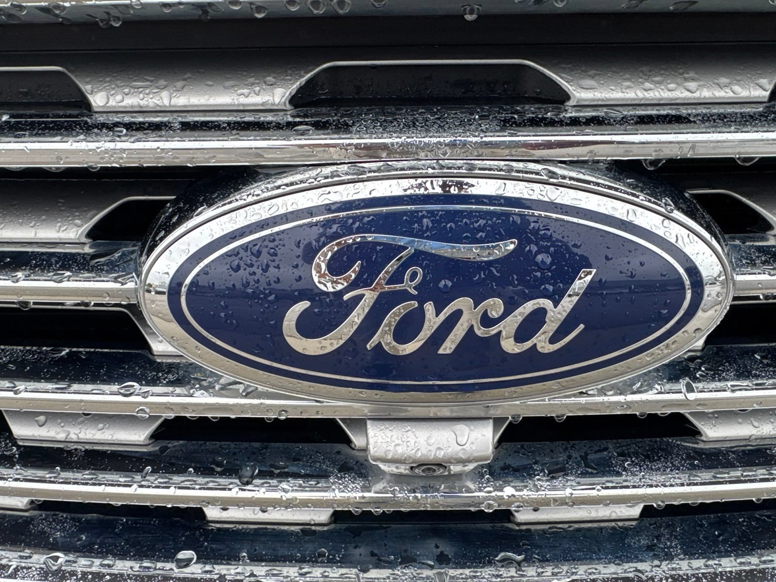 Certified 2024 Ford Edge Titanium w/ Equipment Group 301A AWD/4WD image 13