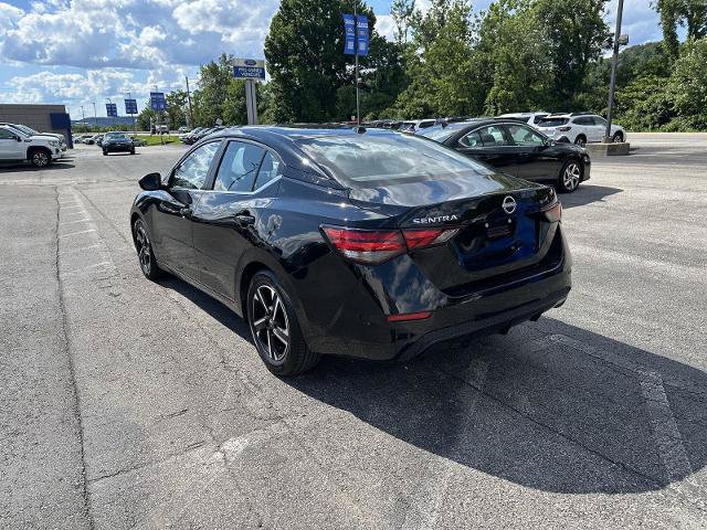 Used 2025 Nissan Sentra SV FWD image 4