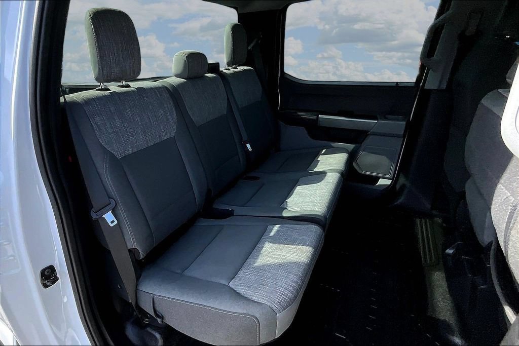Certified 2025 Ford F250 XLT AWD/4WD image 28