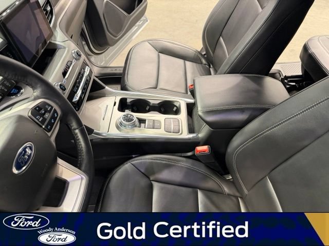 Certified 2024 Ford Explorer XLT w/ Equipment Group 202A RWD image 16