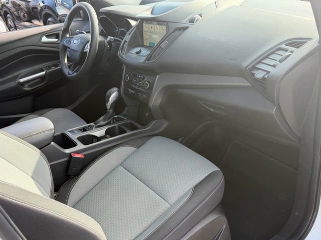 Certified 2019 Ford Escape SE FWD image 18