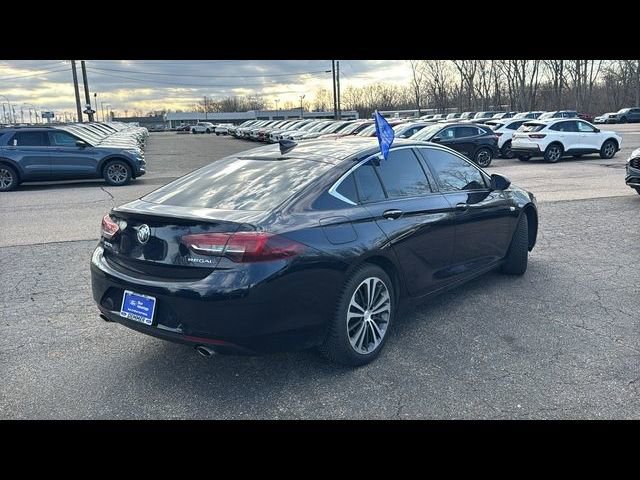 Used 2018 Buick Regal Essence FWD image 4