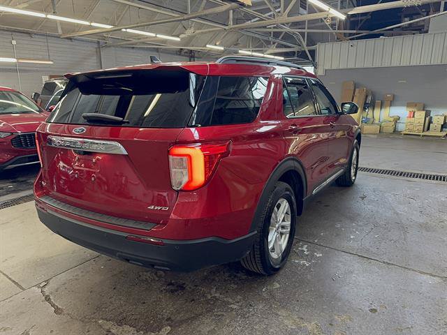 Certified 2023 Ford Explorer XLT AWD/4WD image 5