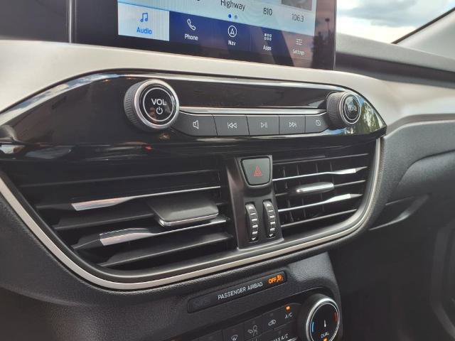 Certified 2022 Ford Escape SEL w/ Technology Package image 11