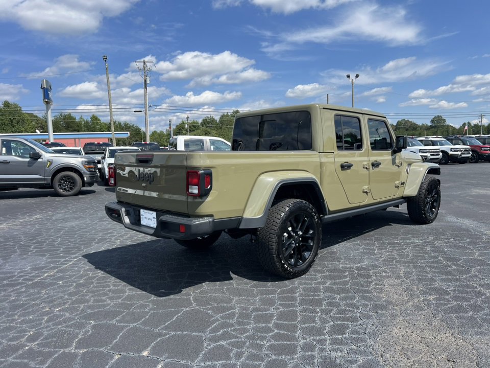 Used 2025 Jeep Gladiator Sport video 3