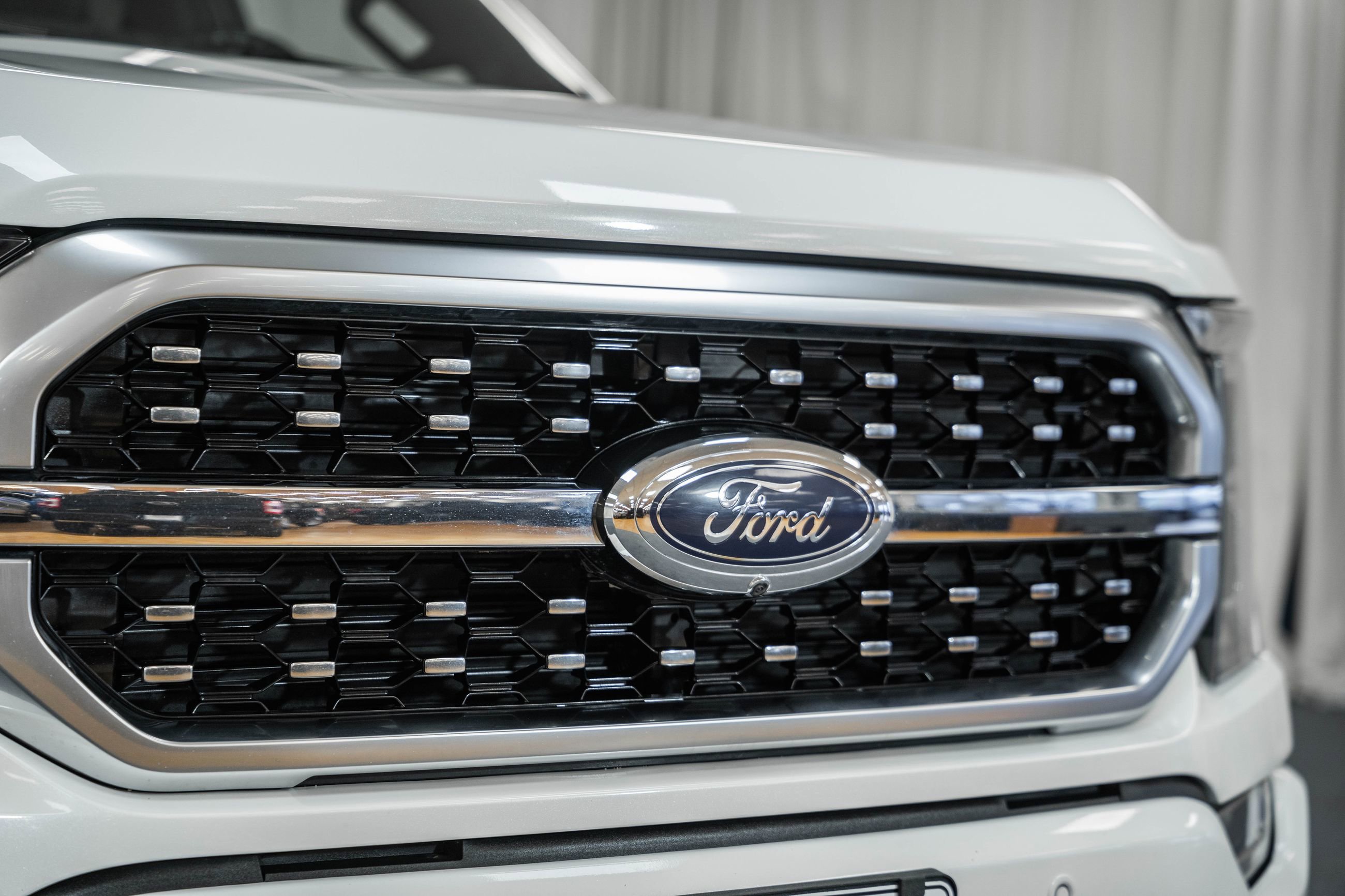 Certified 2023 Ford F150 Platinum w/ FX4 Off-Road Package image 14