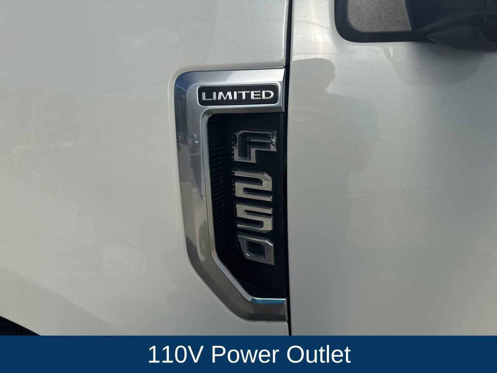 Certified 2022 Ford F250 Limited w/ FX4 Off-Road Package image 13